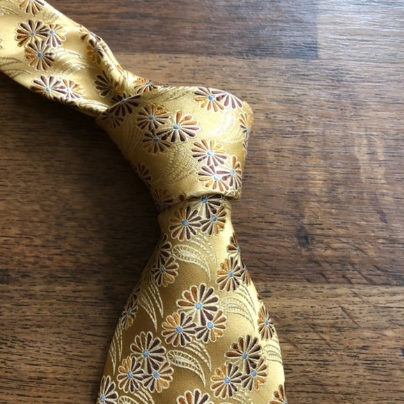 Robert Talbott Beat Of Class Gold Tie - Picture 4 of 8